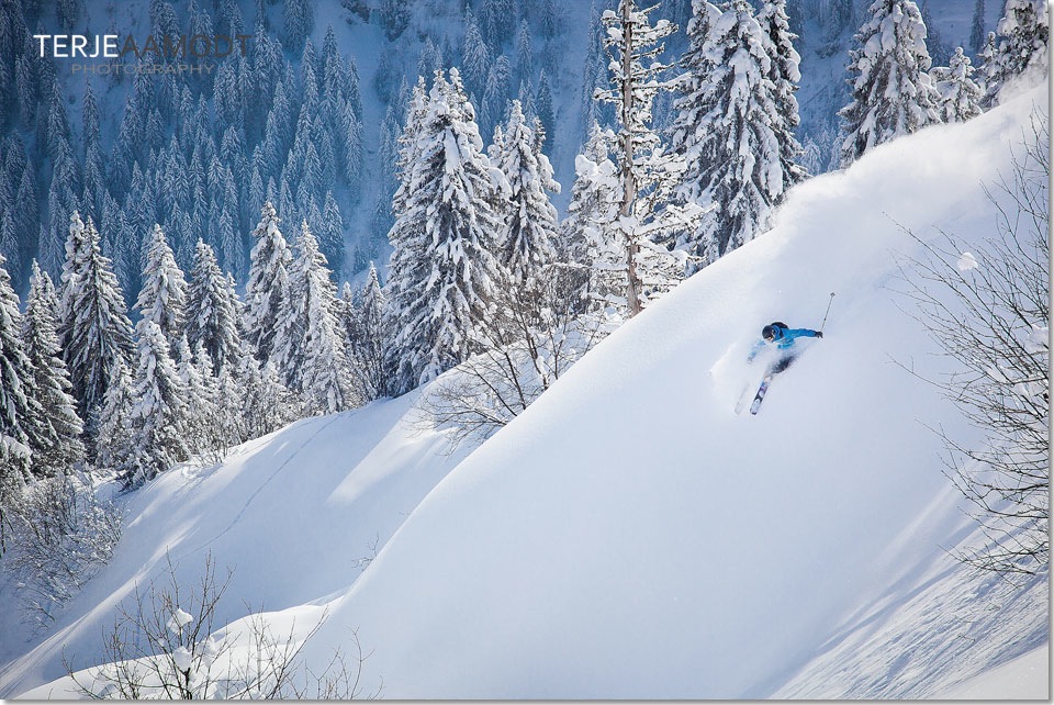 champery_skiing_05.JPG