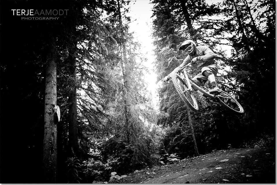 Downhill_are0010.JPG