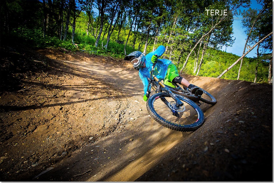 Downhill_are0013.JPG