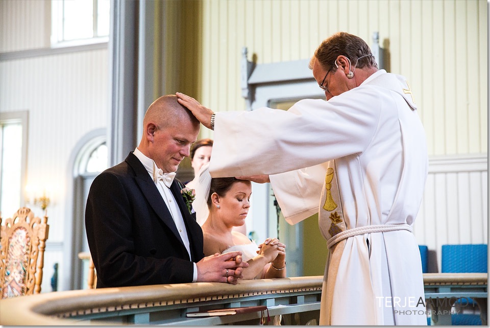 bryllup_molde_hustavikagjestegard_0015.JPG