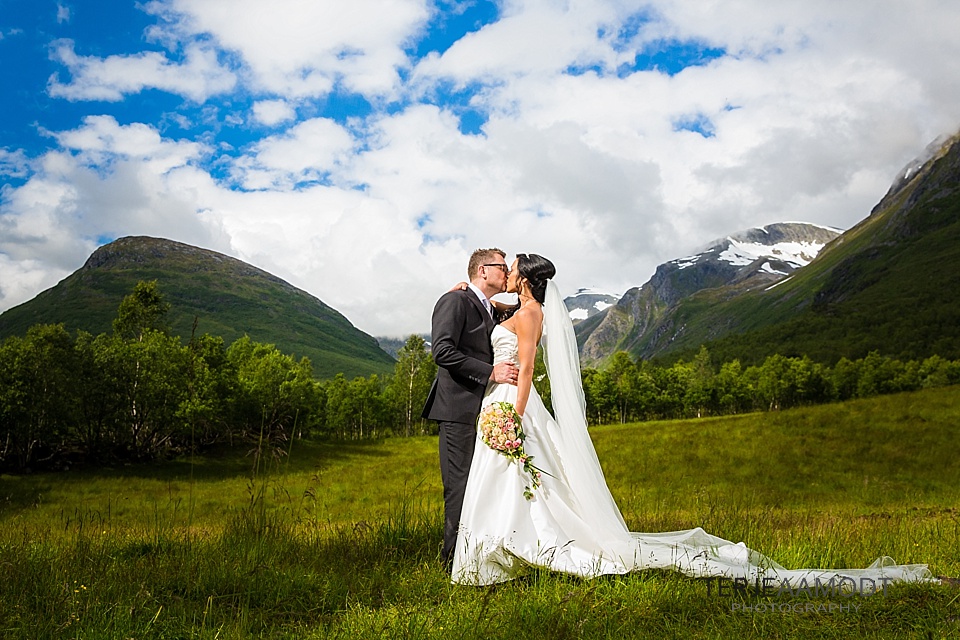 bryllupsbilder_bryllup_stordal__0015
